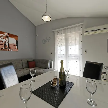 Apartments Ana-Maria Fažana Exterior foto