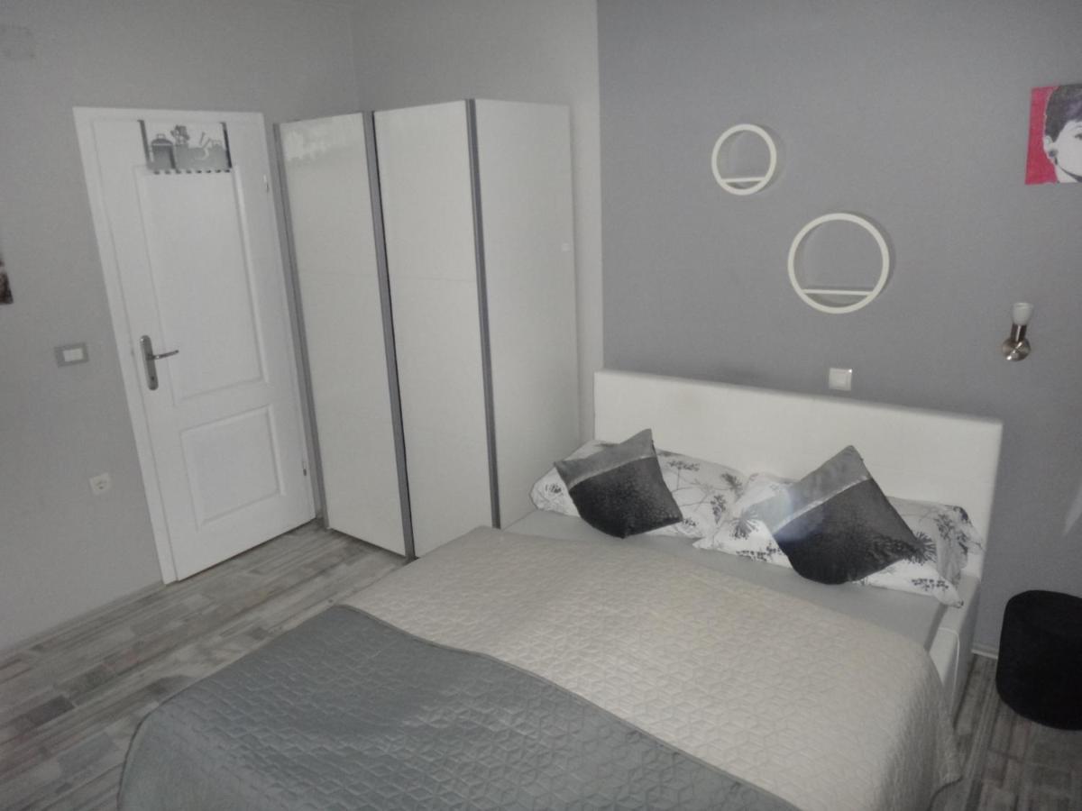 Apartment Ana-maria *