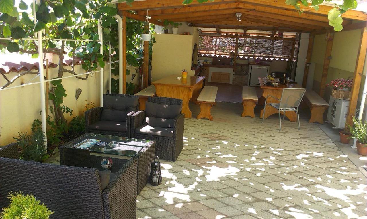 Ana-maria Apartment